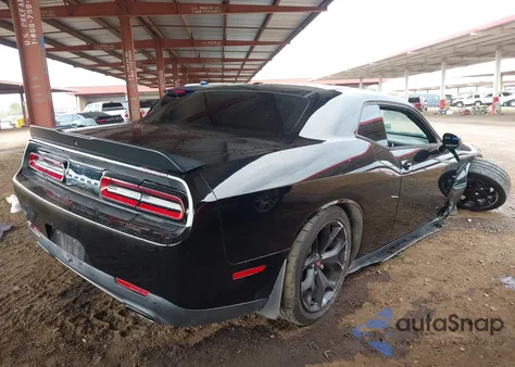 2019 Dodge Challenger Gt z USA, uszkodzony, nr VIN 2C3CDZJG7KH500421